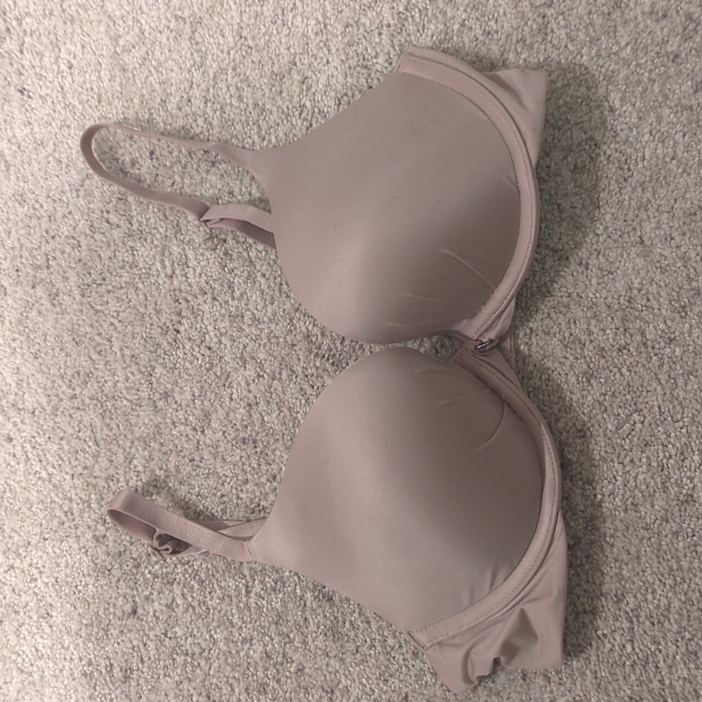 Victoria's secret grey satin push up bra, 34C